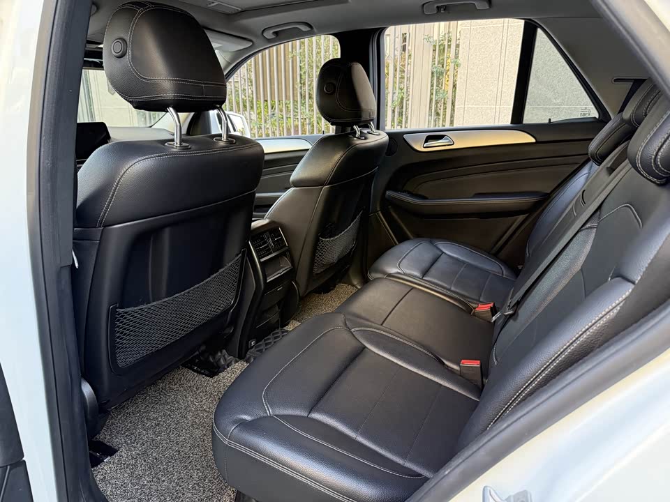 Mercedes-Benz M class