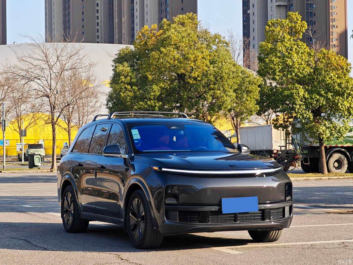 Li Auto L8, 2024 3