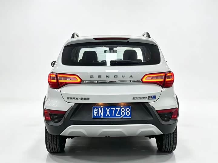 BAIC EV EX 2016 EX 200 le ku ban