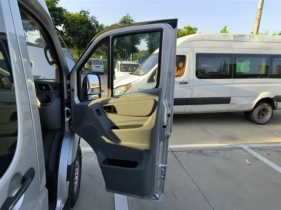 Foton Tuano Foton Tuano