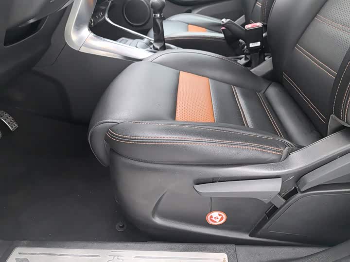 BYD Yuan 2016 1.5L МКПП Люкс