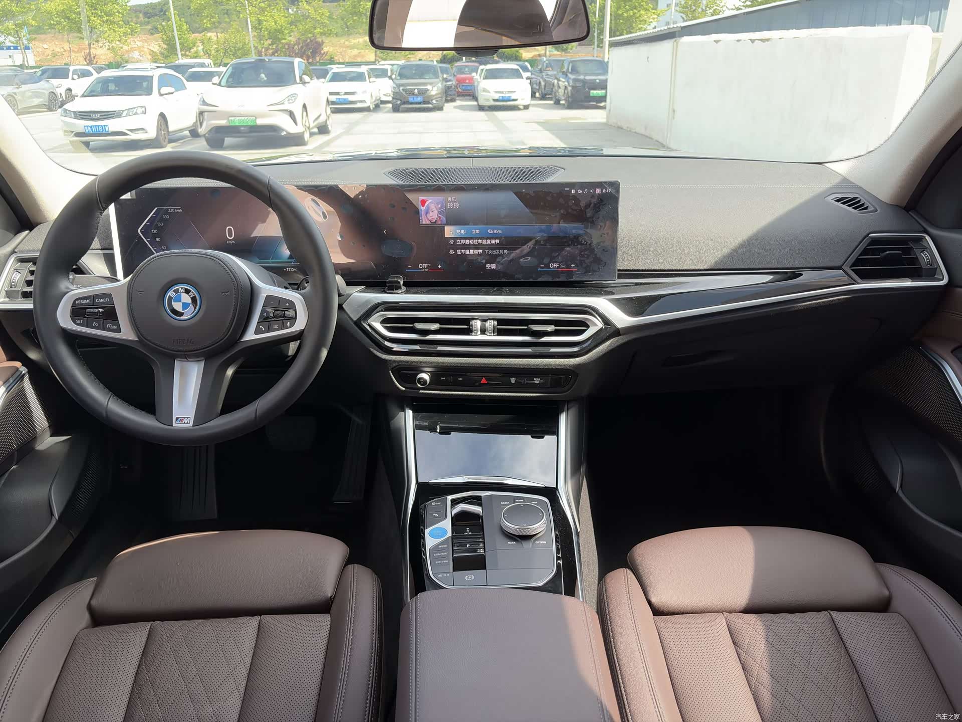 BMW i3, 2023 все фото