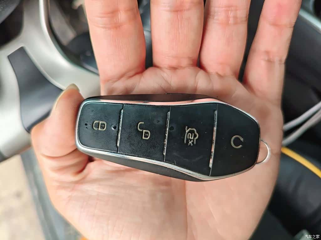 BYD Dolphin, 2022 12
