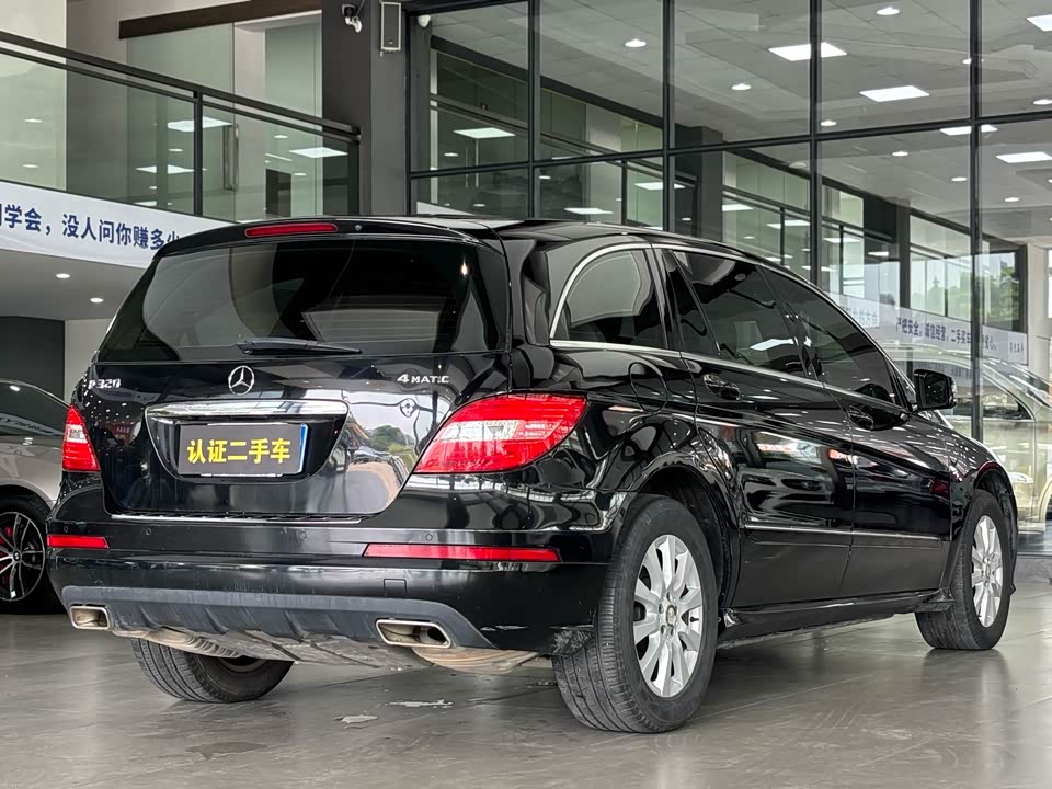 Mercedes-Benz R-class