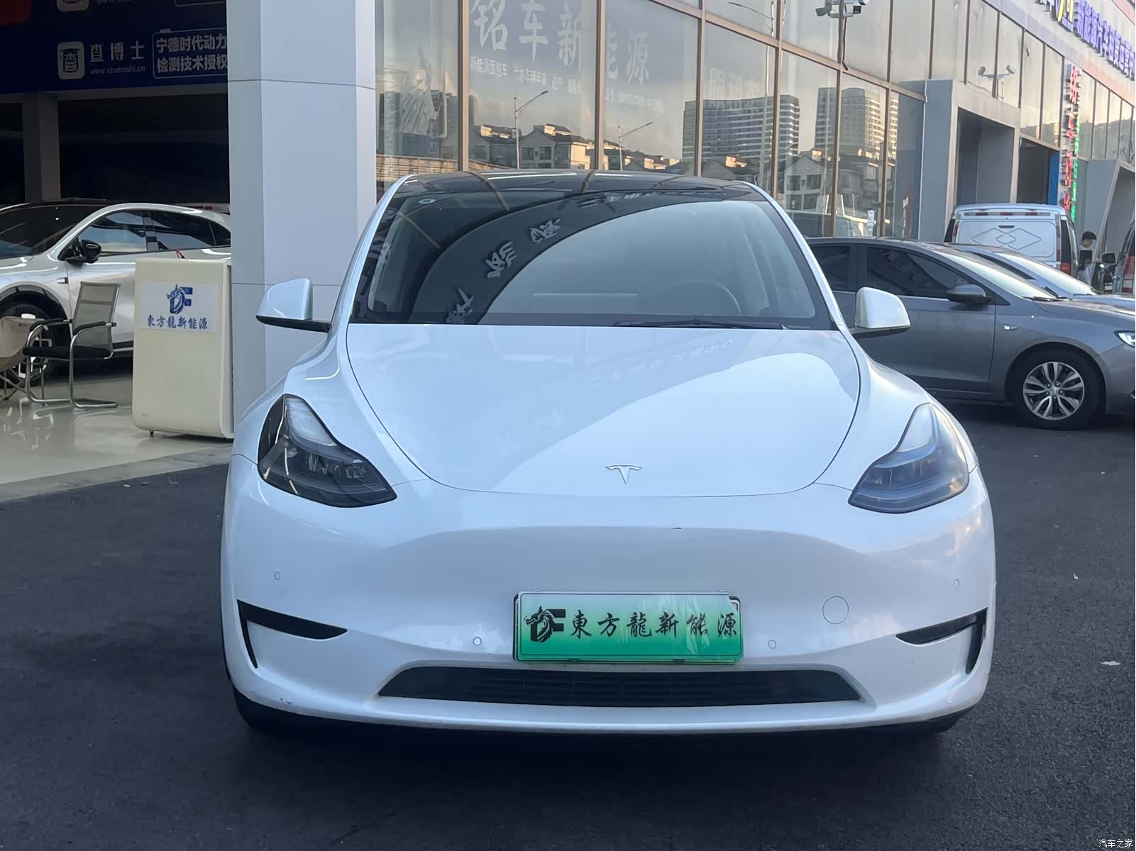 Tesla Model Y, 2023 все фото
