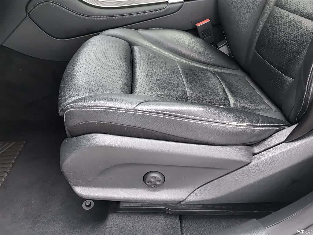 Mercedes-Benz GLC, 2018 20
