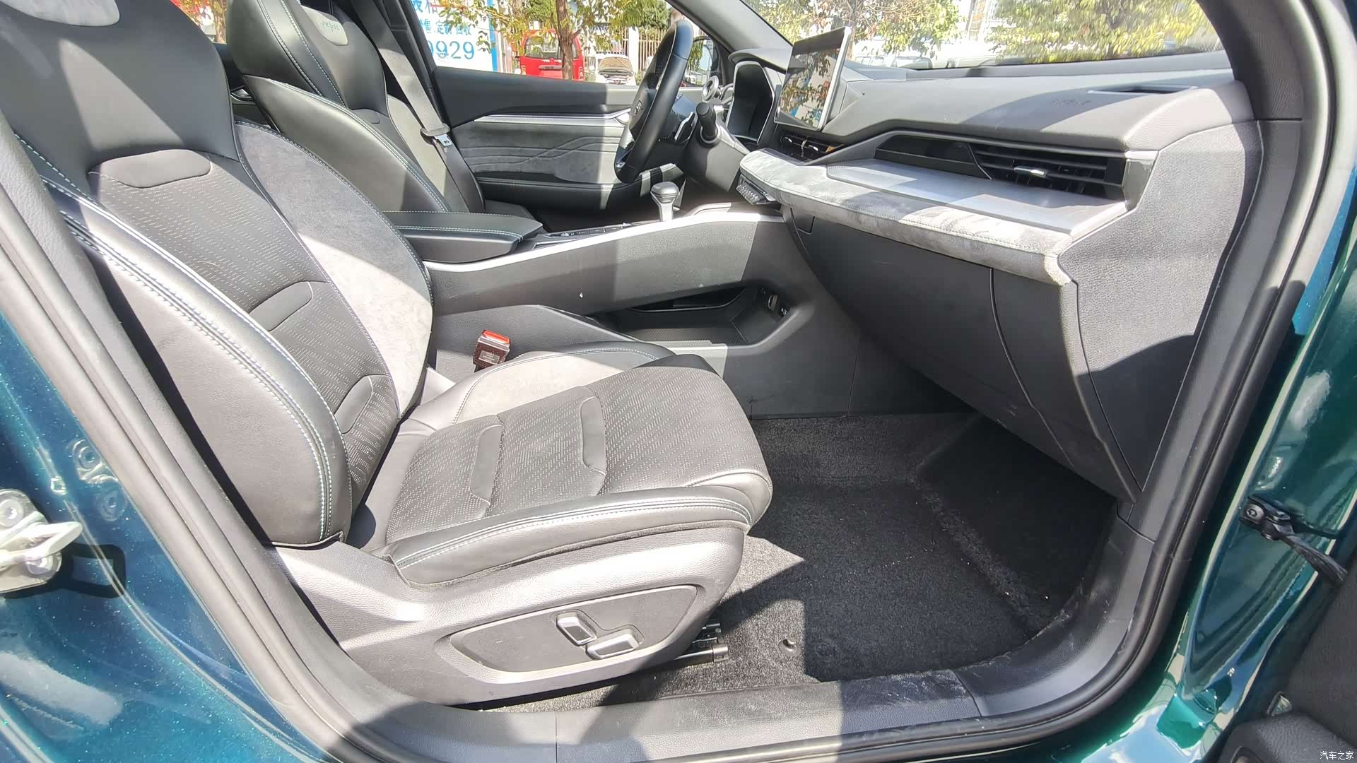 Geely Preface, 2022 14