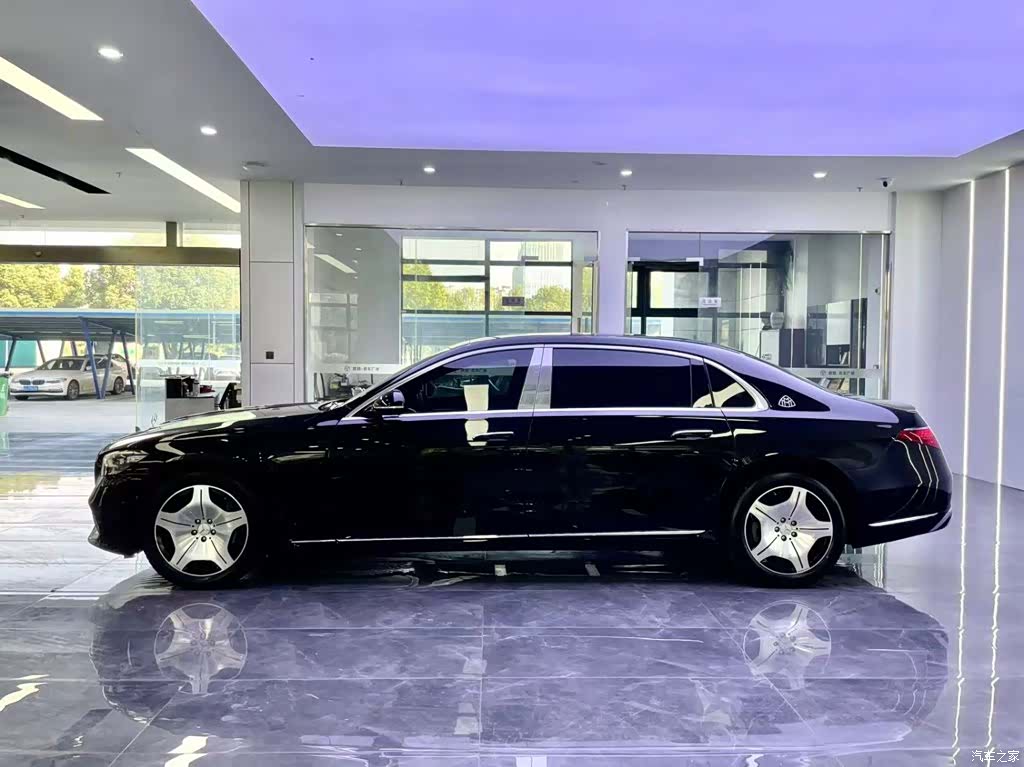 Maybach S-Class, 2024 3