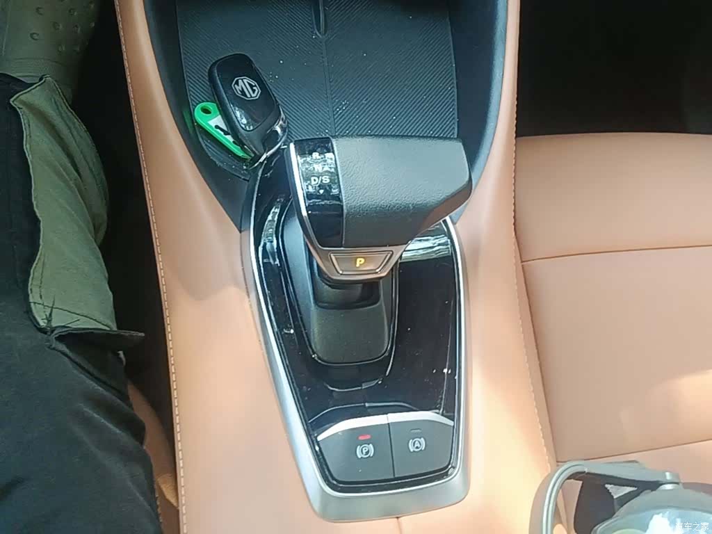 MG MG5, 2025 14