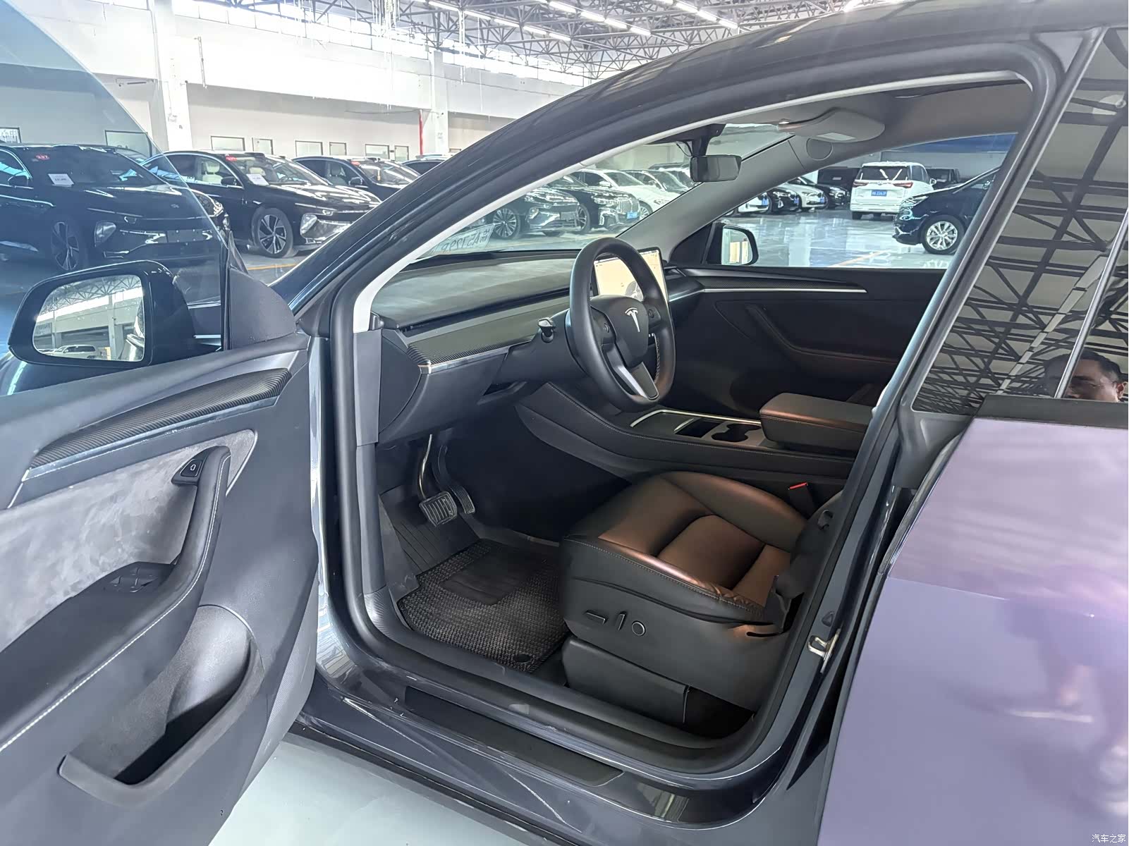 Tesla Model Y, 2022 4
