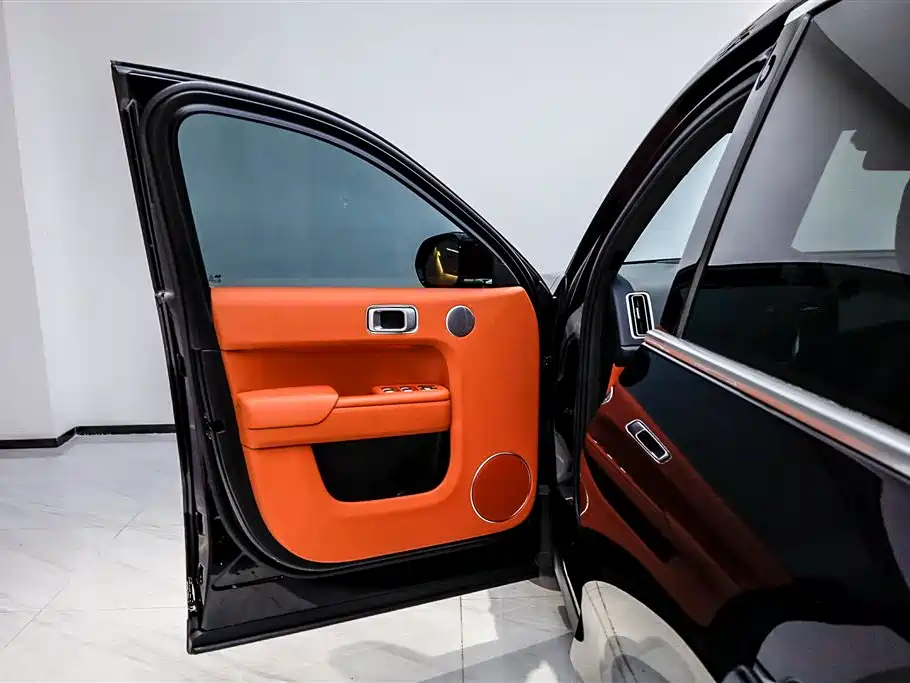 Li Auto Ideal L8