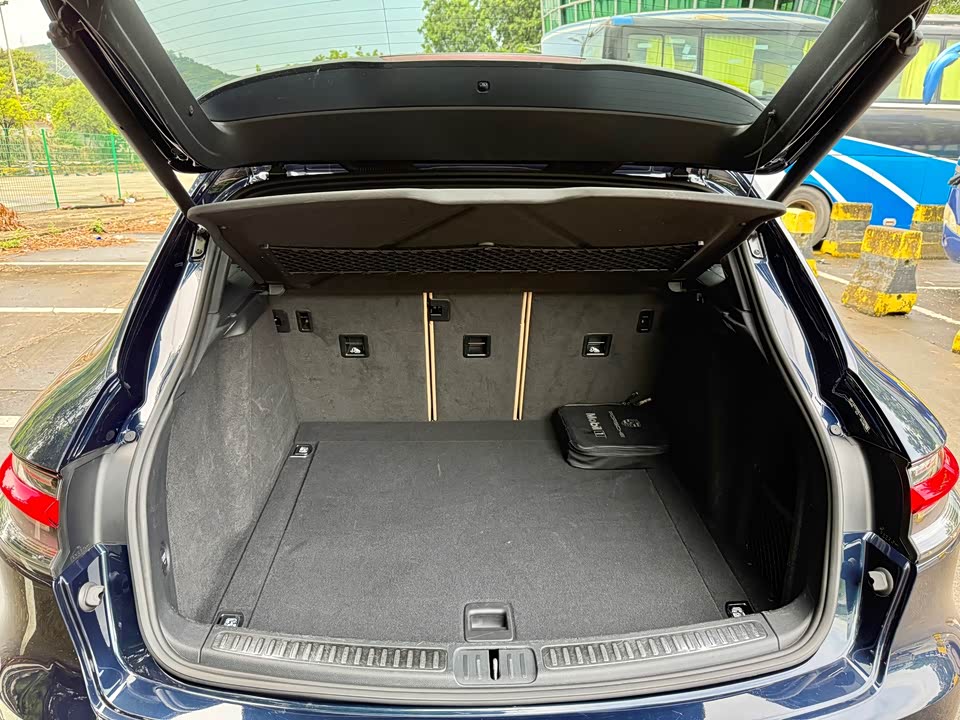 Porsche Macan Porsche Macan