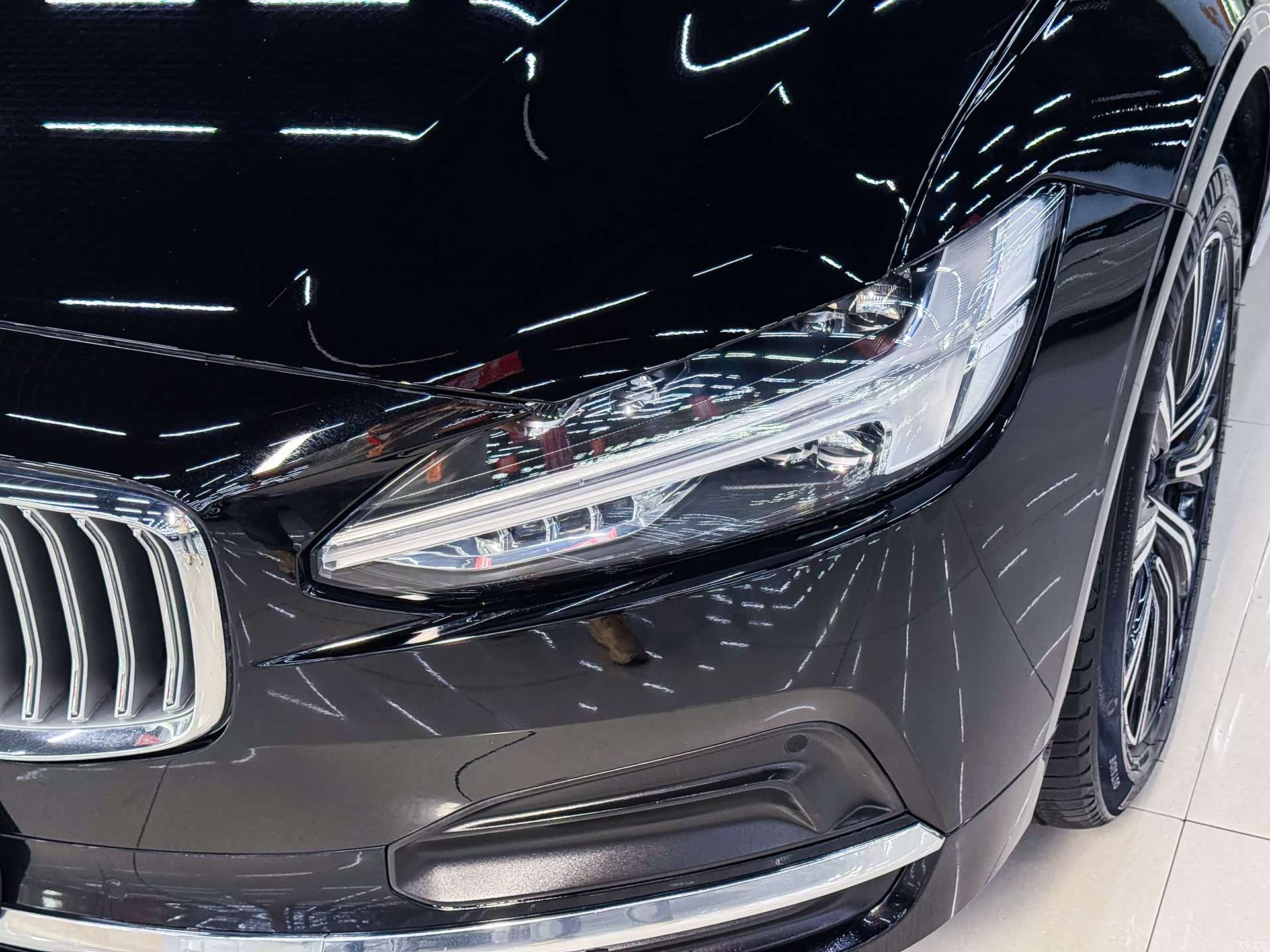 Volvo S90, 2022 все фото