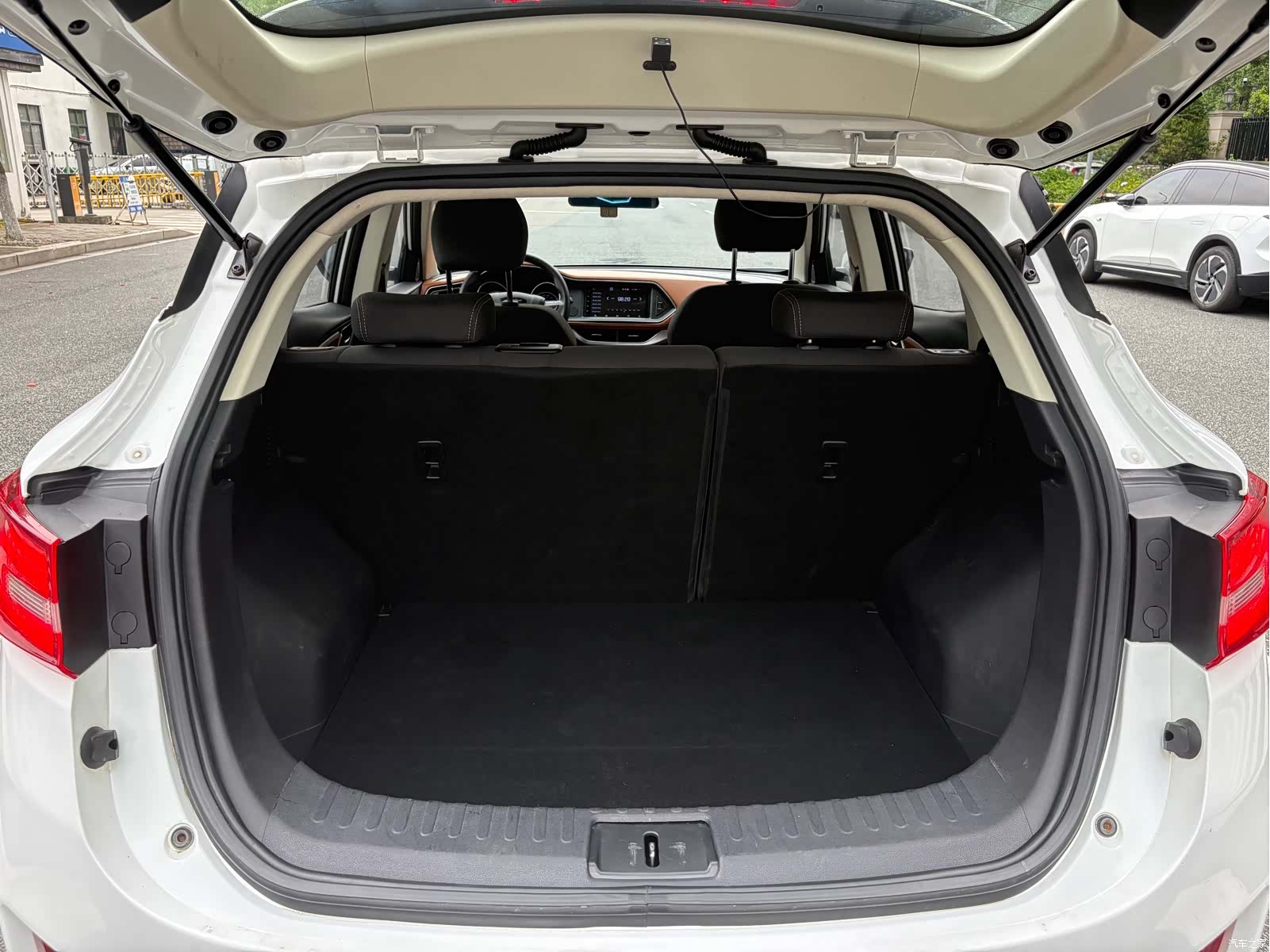 Zotye T300, 2018 12