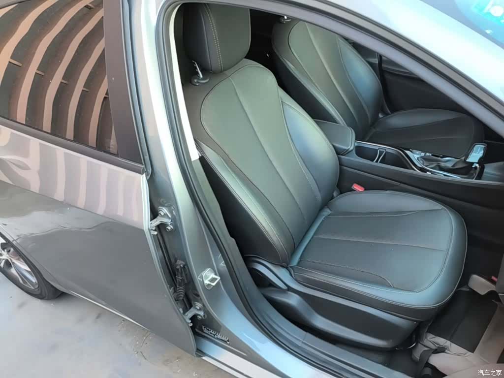Buick Verano, 2023 25