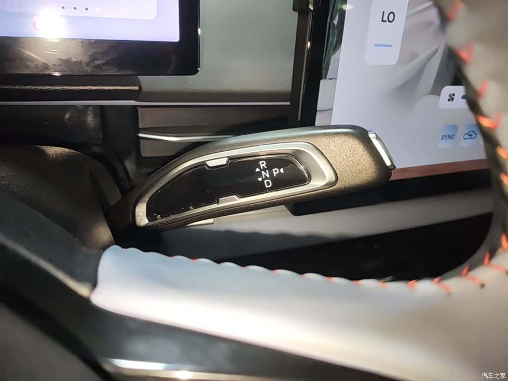 Geely M6, 2023 14