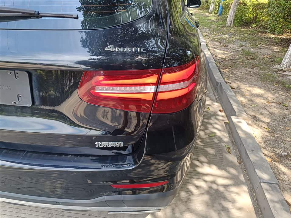 Mercedes-Benz GLC Mercedes-Benz GLC
