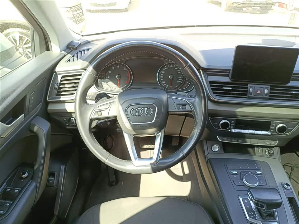 Audi Q5L