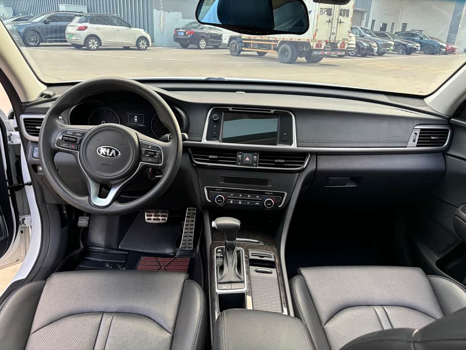 Kia K5