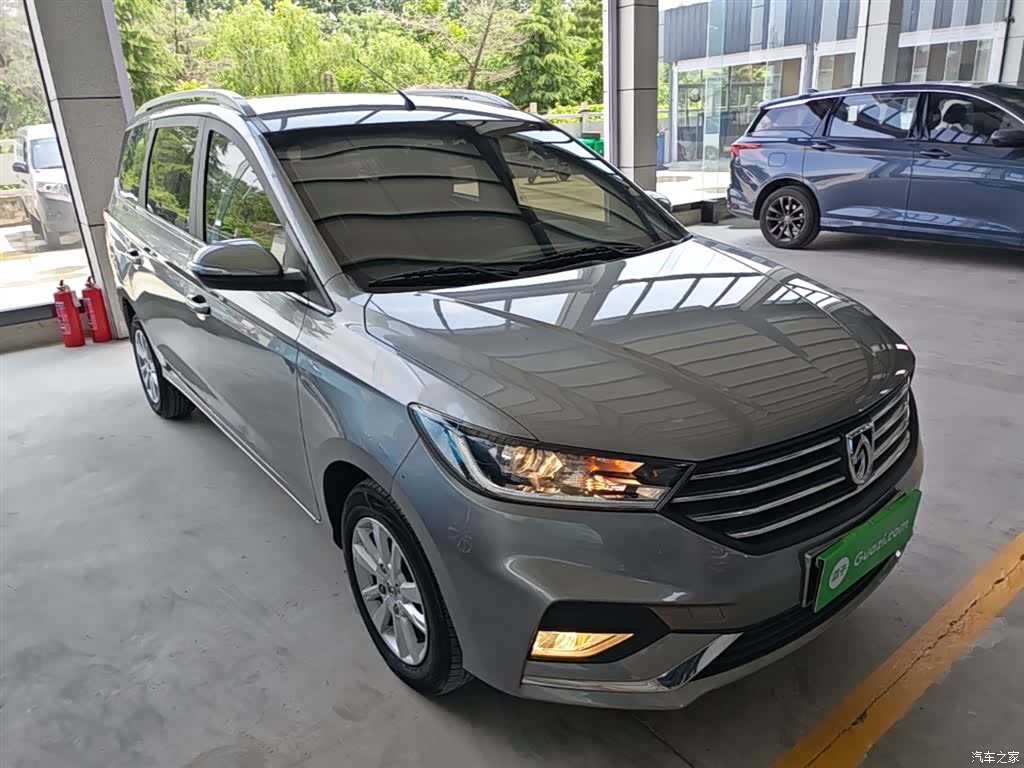 Wuling 360, 2018 4