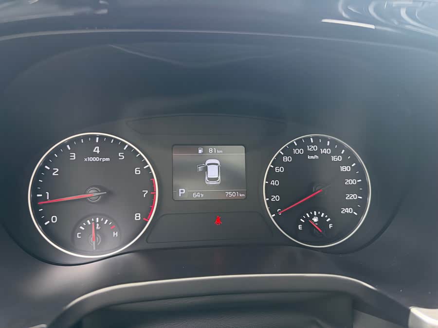 Kia KX3 2022, фото 11