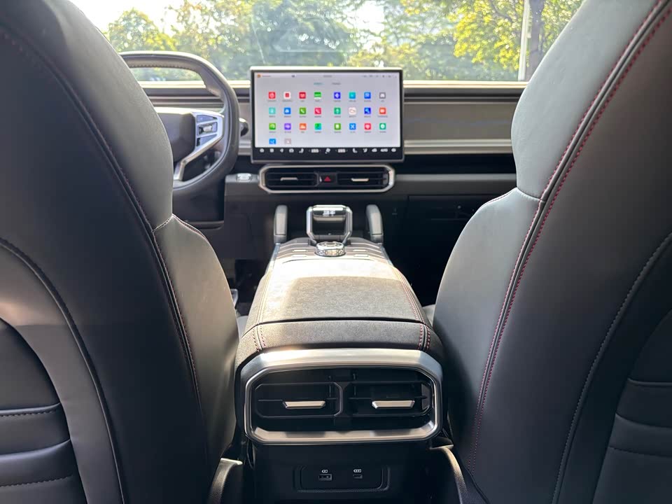 Jetour Jet Traveler C-DM