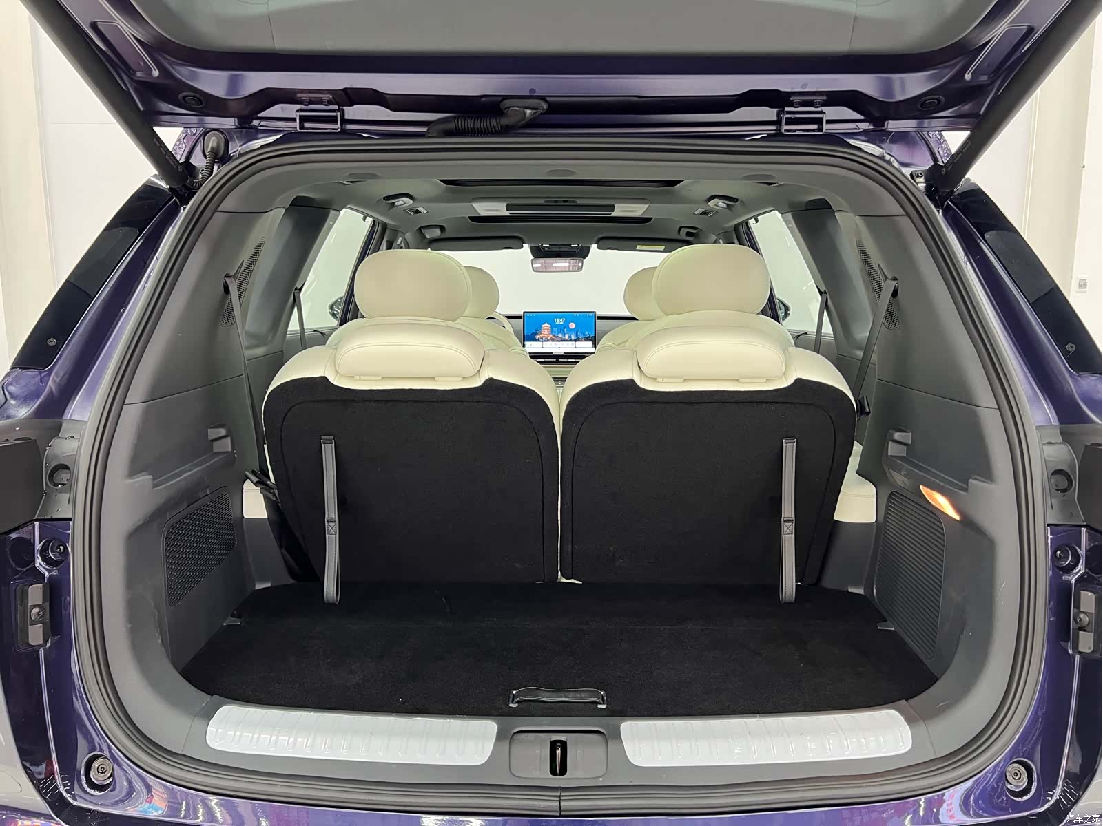 DongFeng eπ008, 2025 25