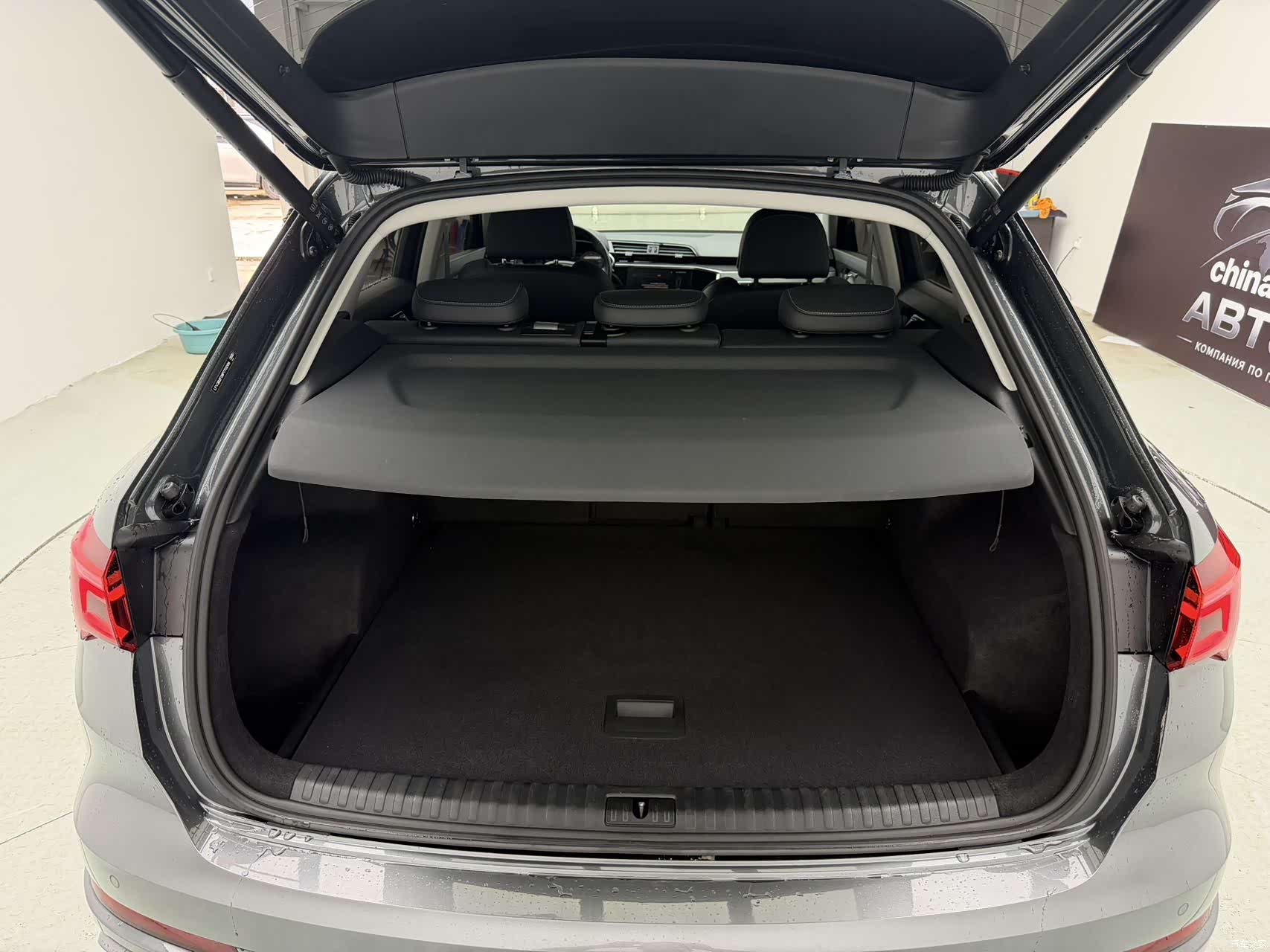 Audi Q3, 2023 14