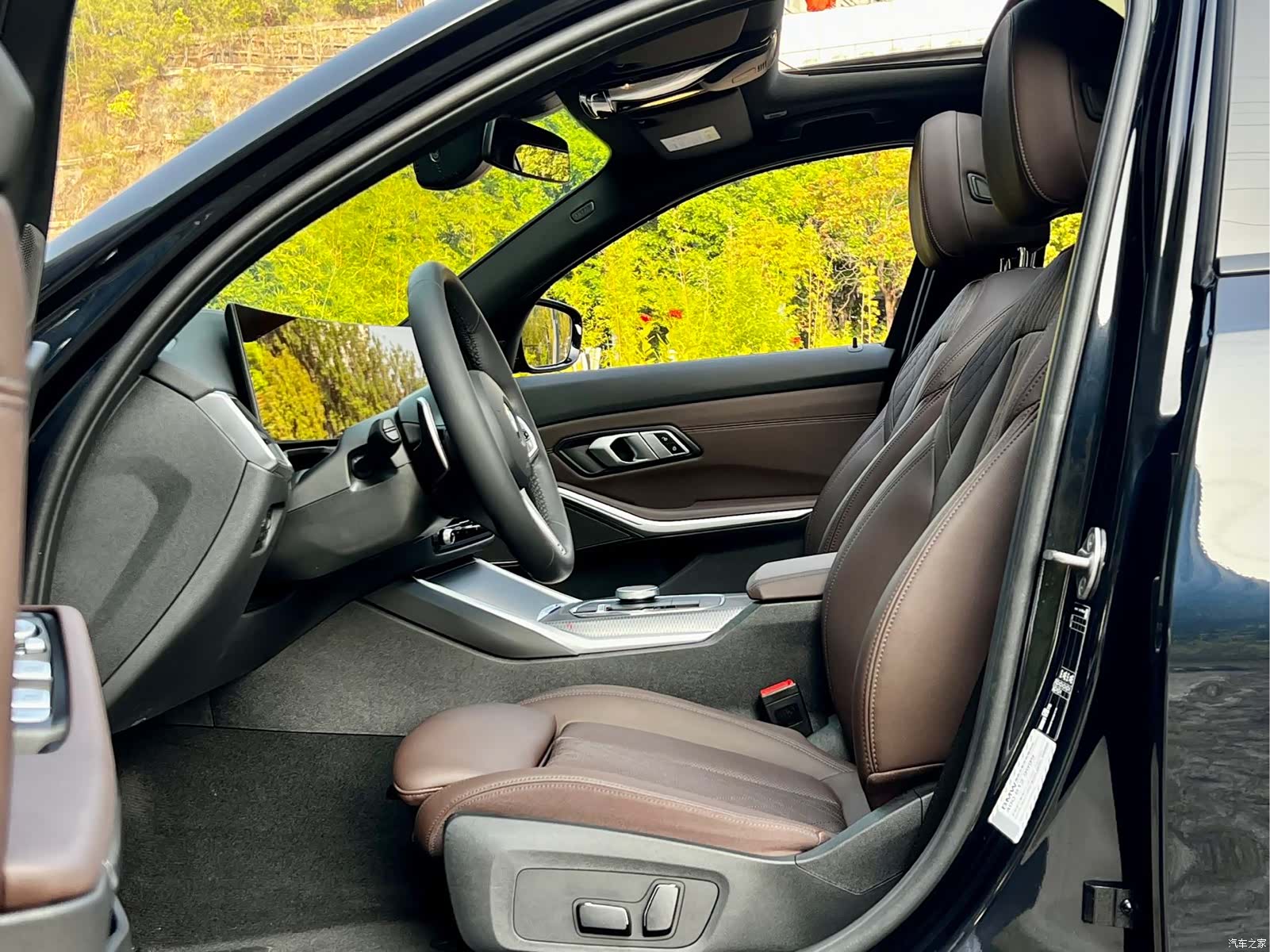 BMW 3 Series, 2024 16