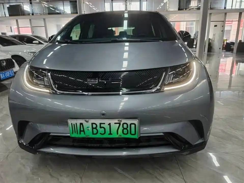 BYD dolphin