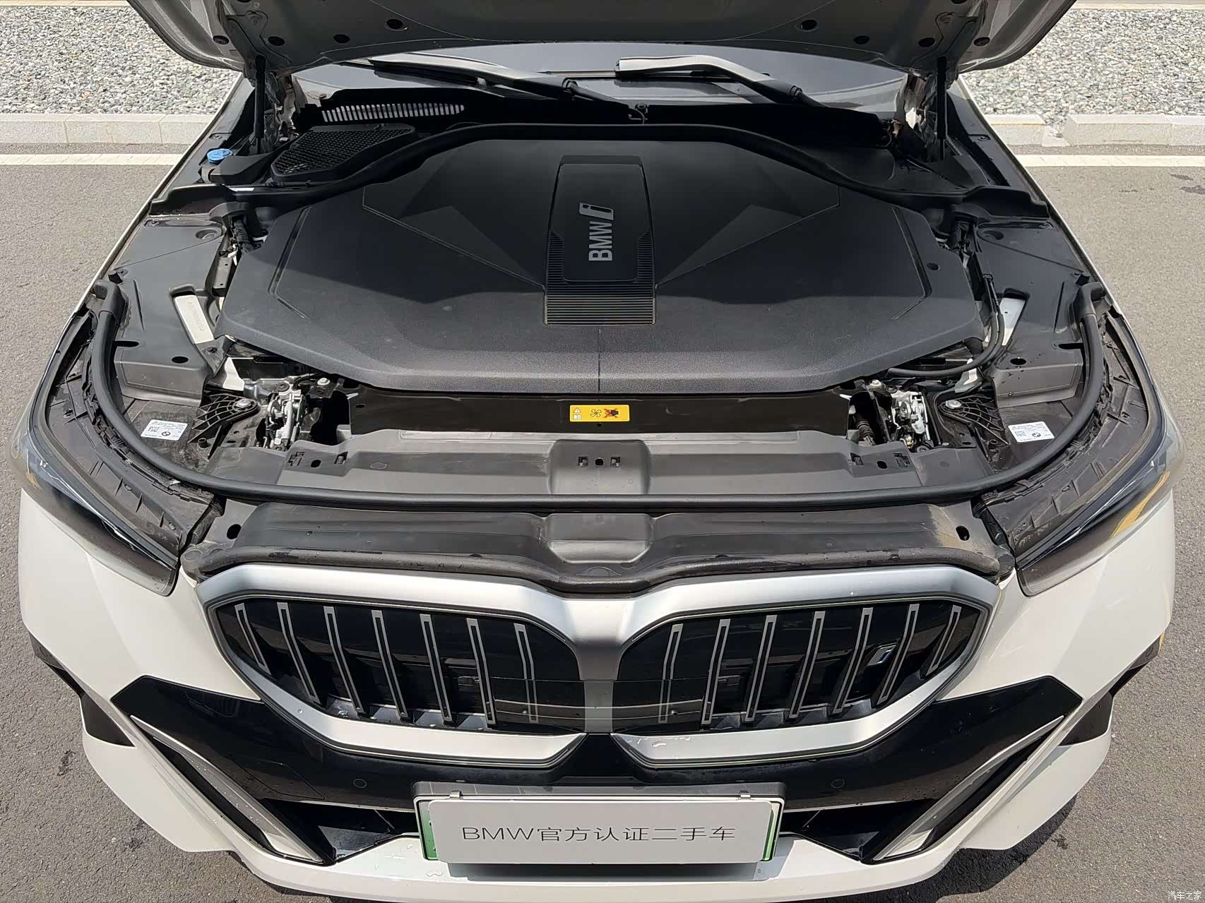 BMW i5, 2025 все фото