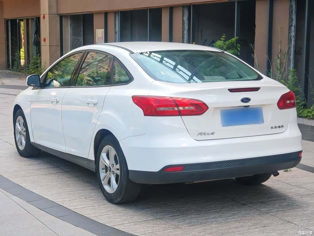 Ford Focus, 2017 11