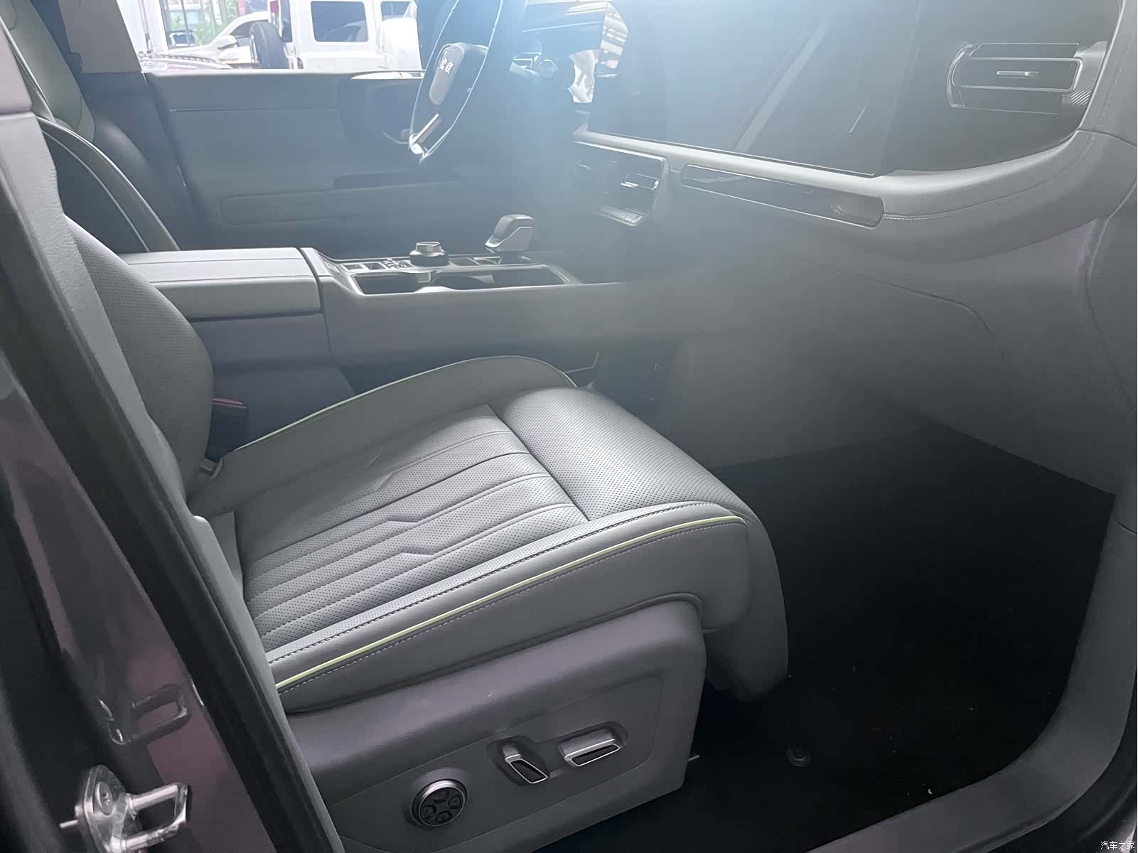 BAIC BJ40, 2023 13