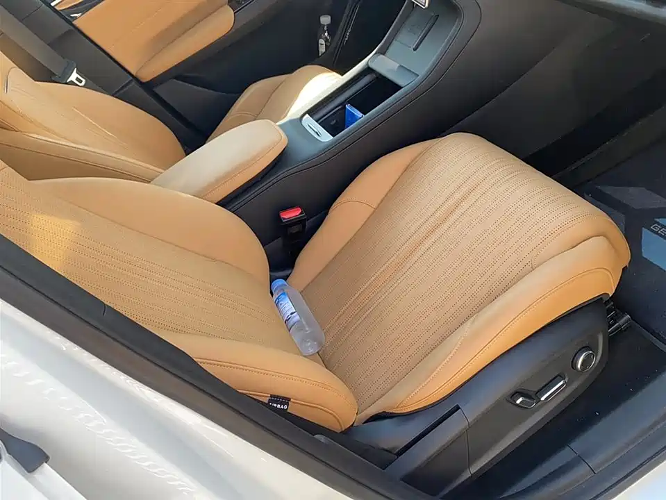 Geely Galaxy Galaxy L7