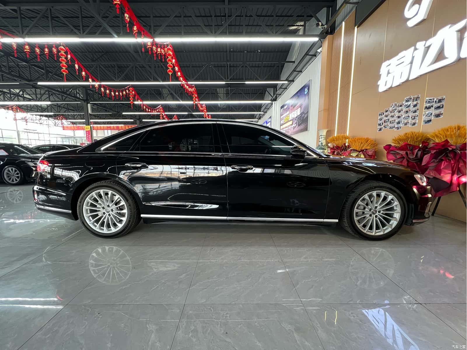 Audi A8L, 2019 4
