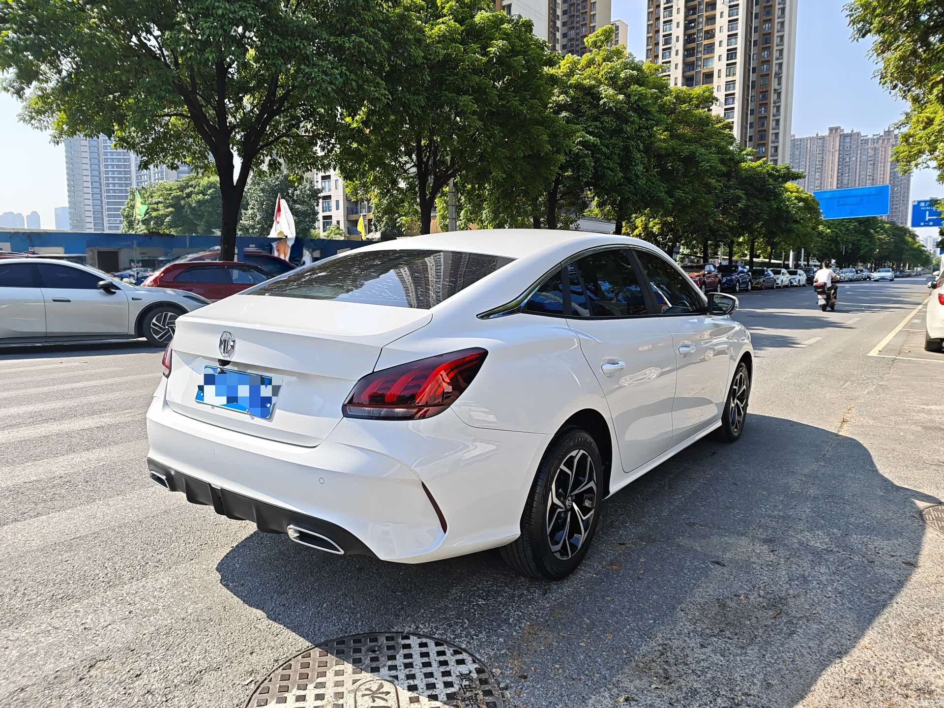 MG MG5, 2022 13