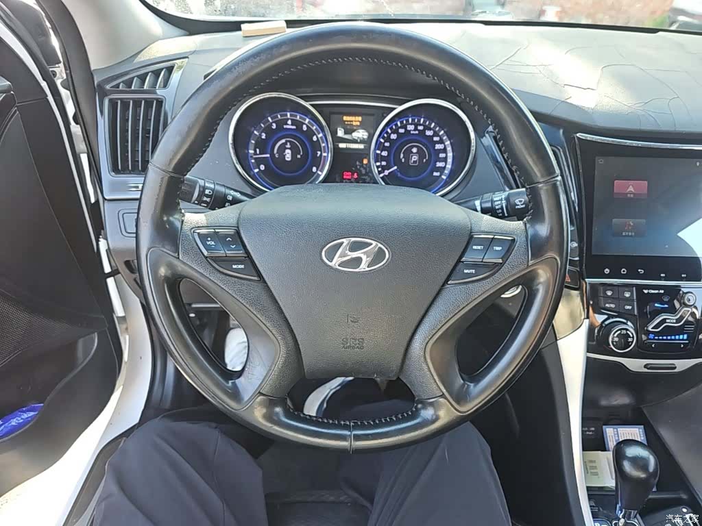 Hyundai Sonata, 2016 11