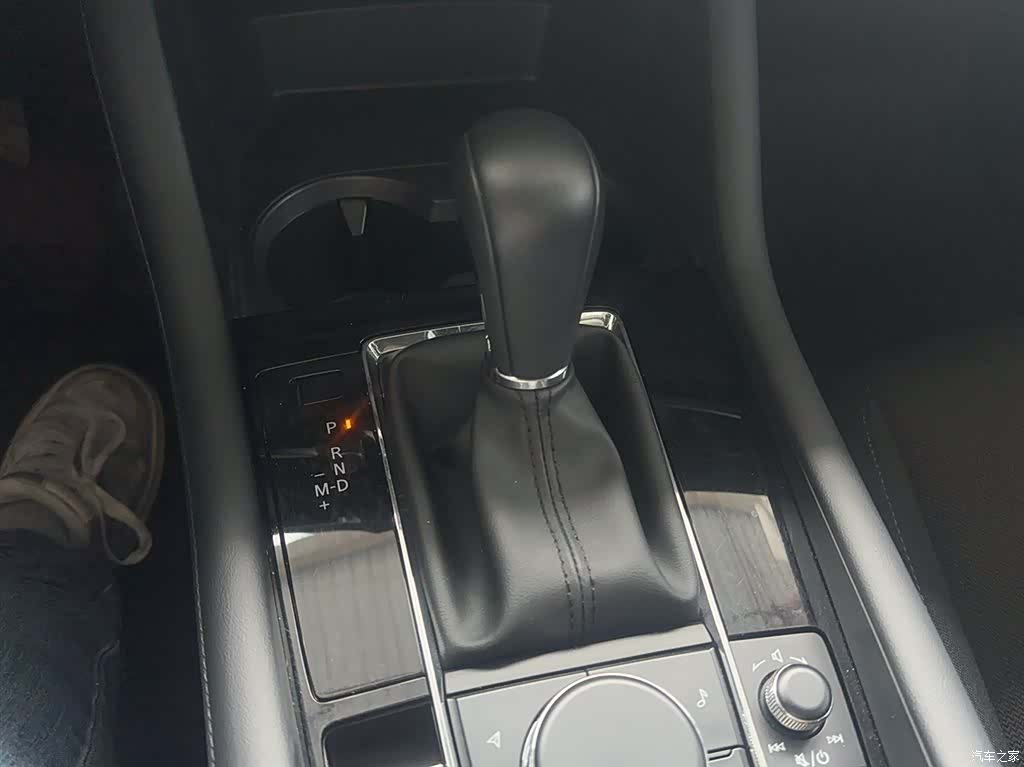 Mazda Mazda3, 2024 9