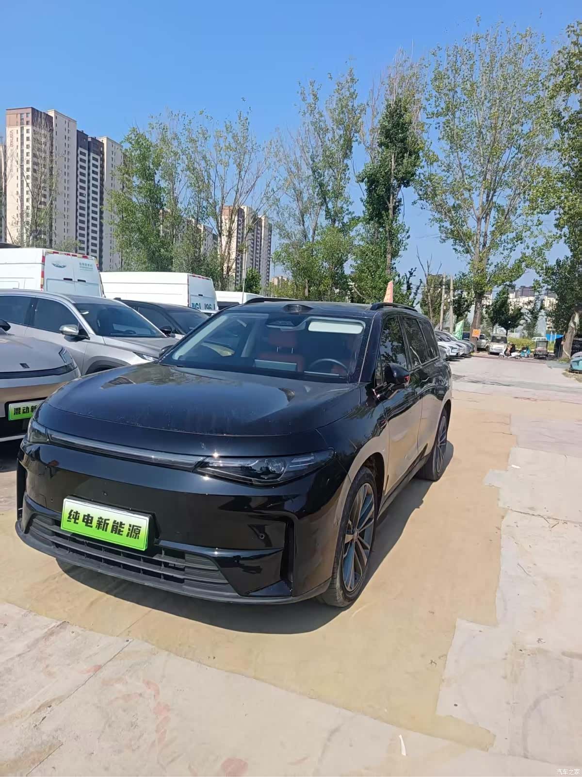 Leapmotor C16