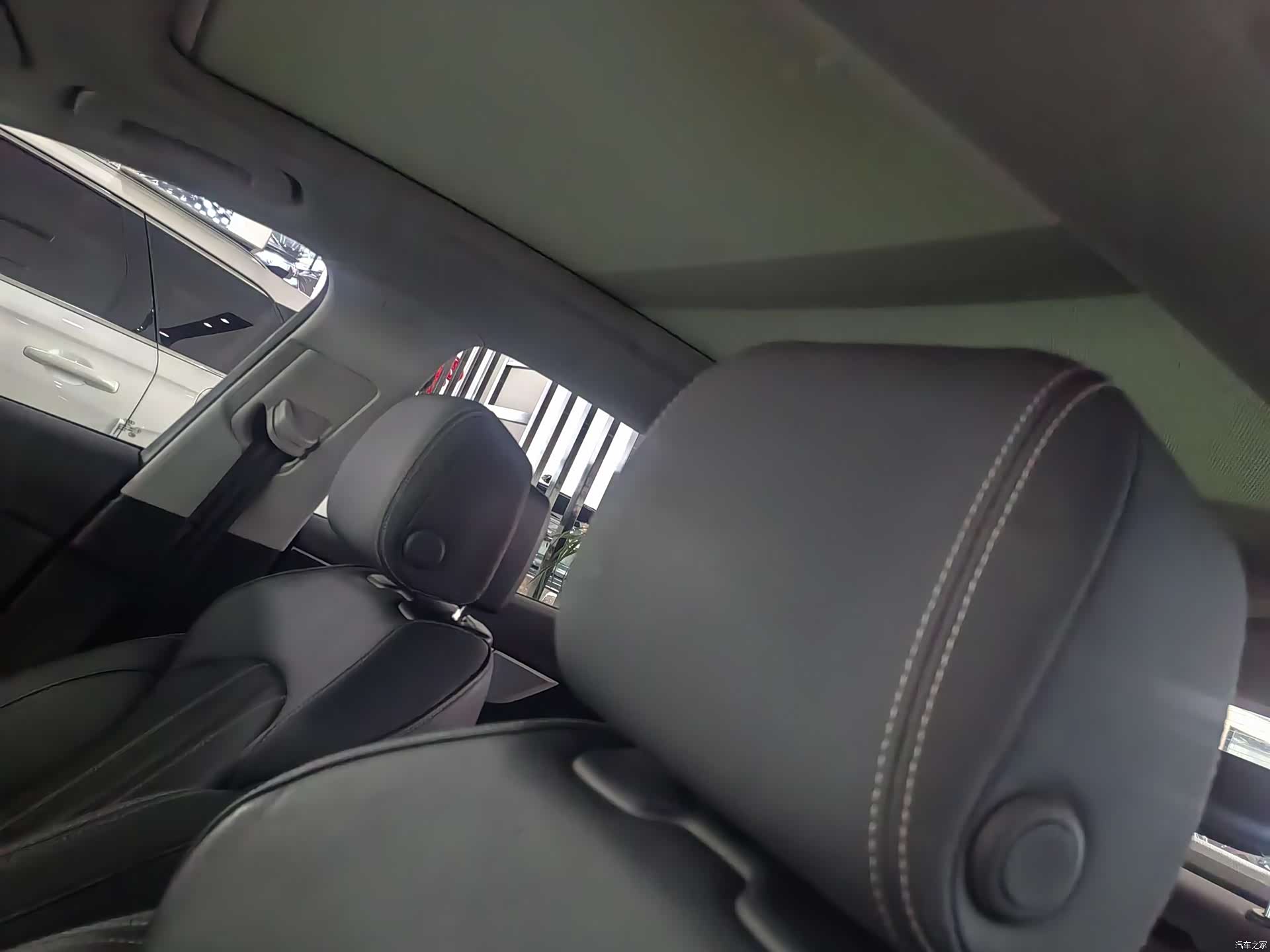 Audi A4L, 2021 8