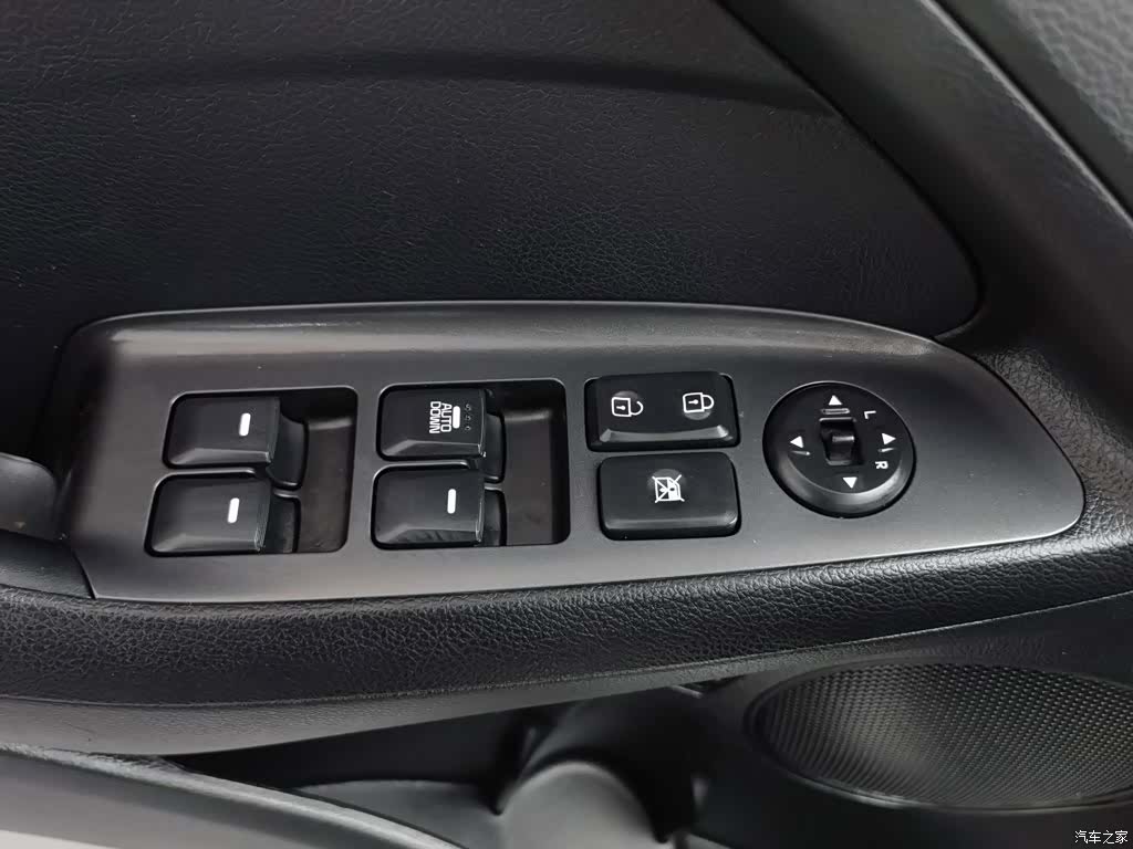 Kia K3, 2016 9