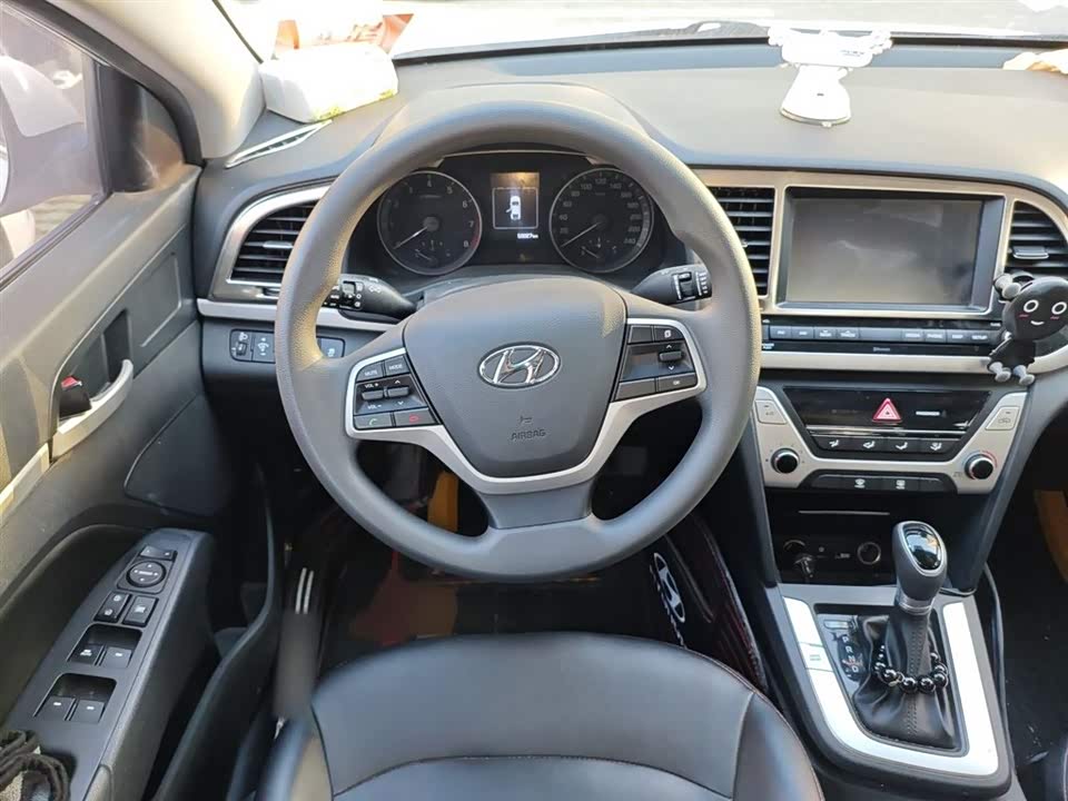 Hyundai Lead
