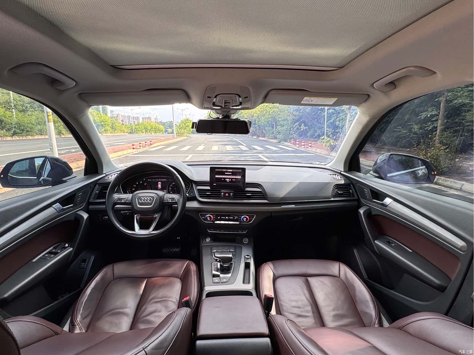 Audi Q5L, 2019 6