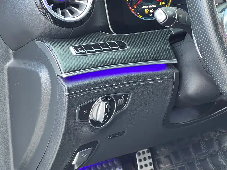 Mercedes-Benz AMG GT Mercedes-Benz AMG GT