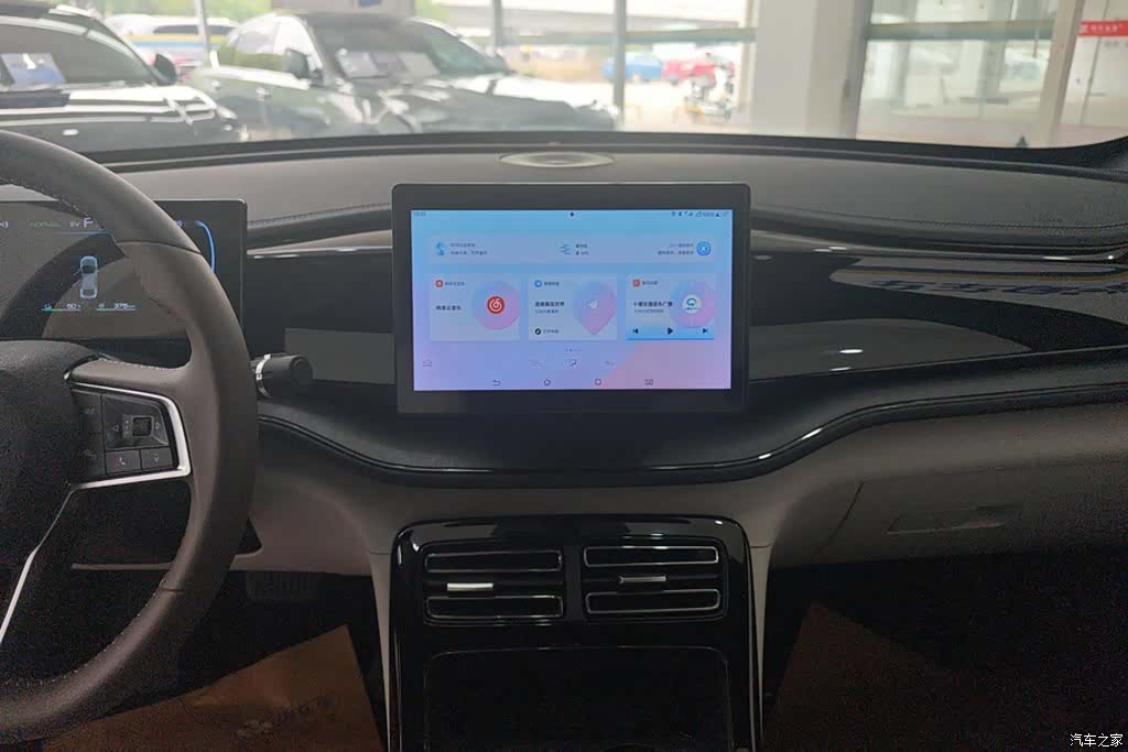 BYD Qin, 2024 13