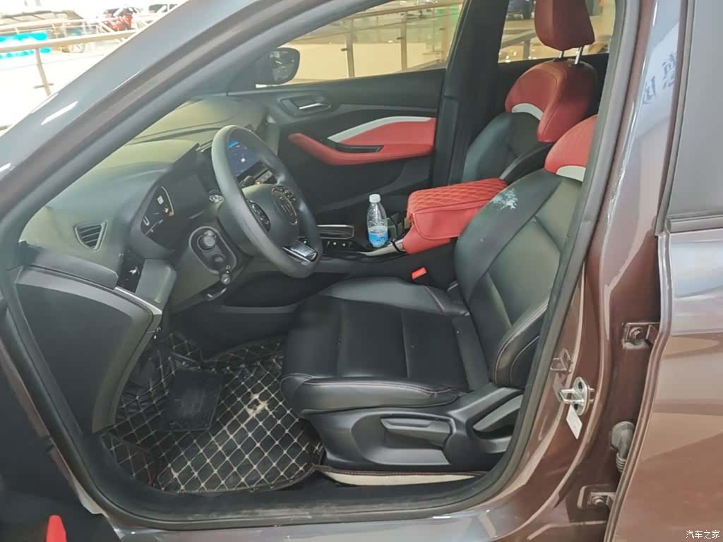 MG MG5, 2022 15