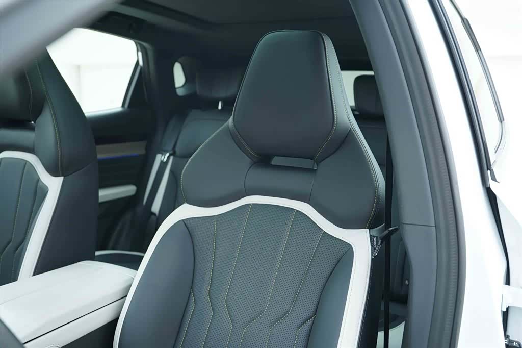 Jetour L6, 2024 13