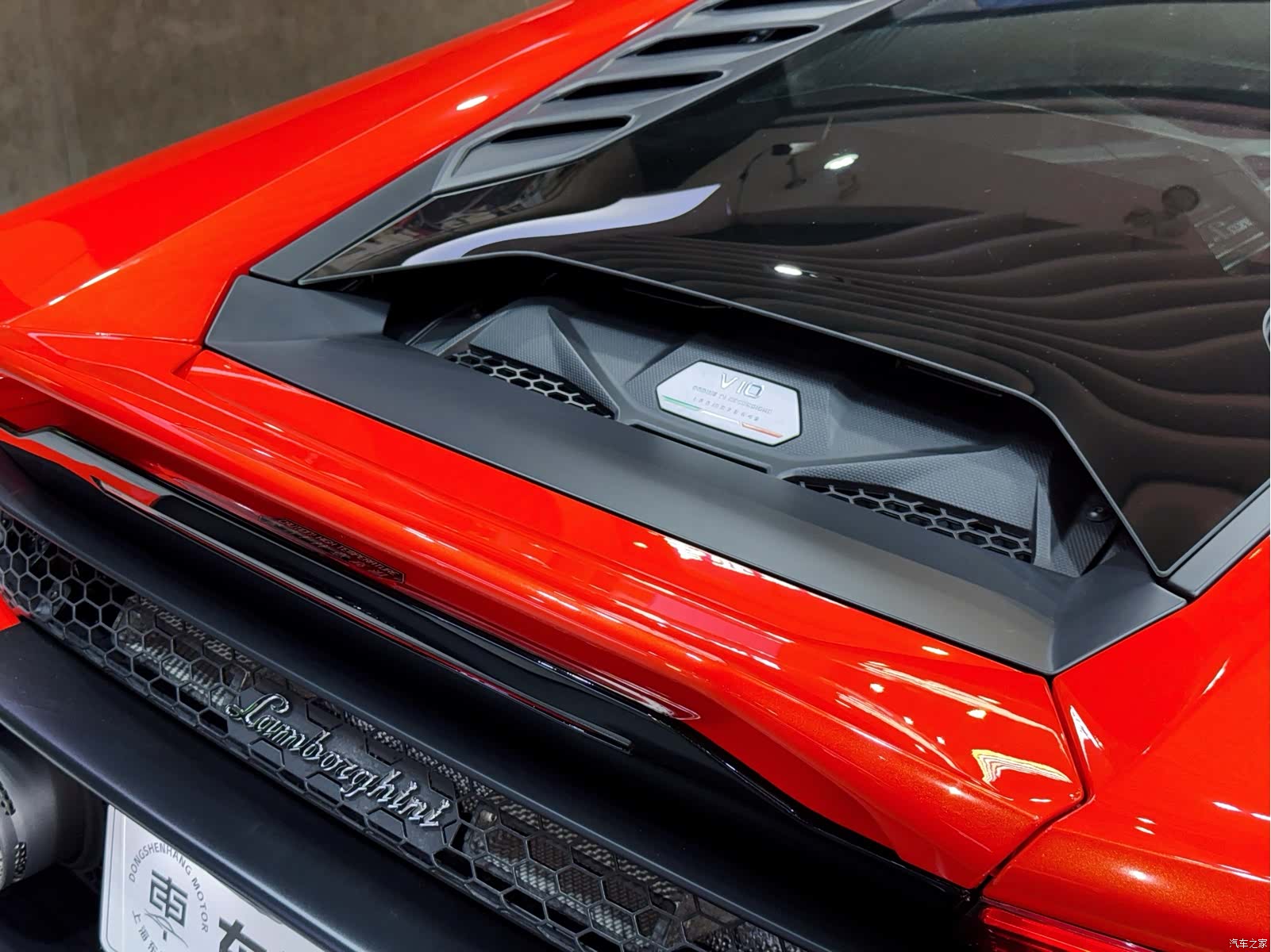 Lamborghini Huracán, 2021 все фото
