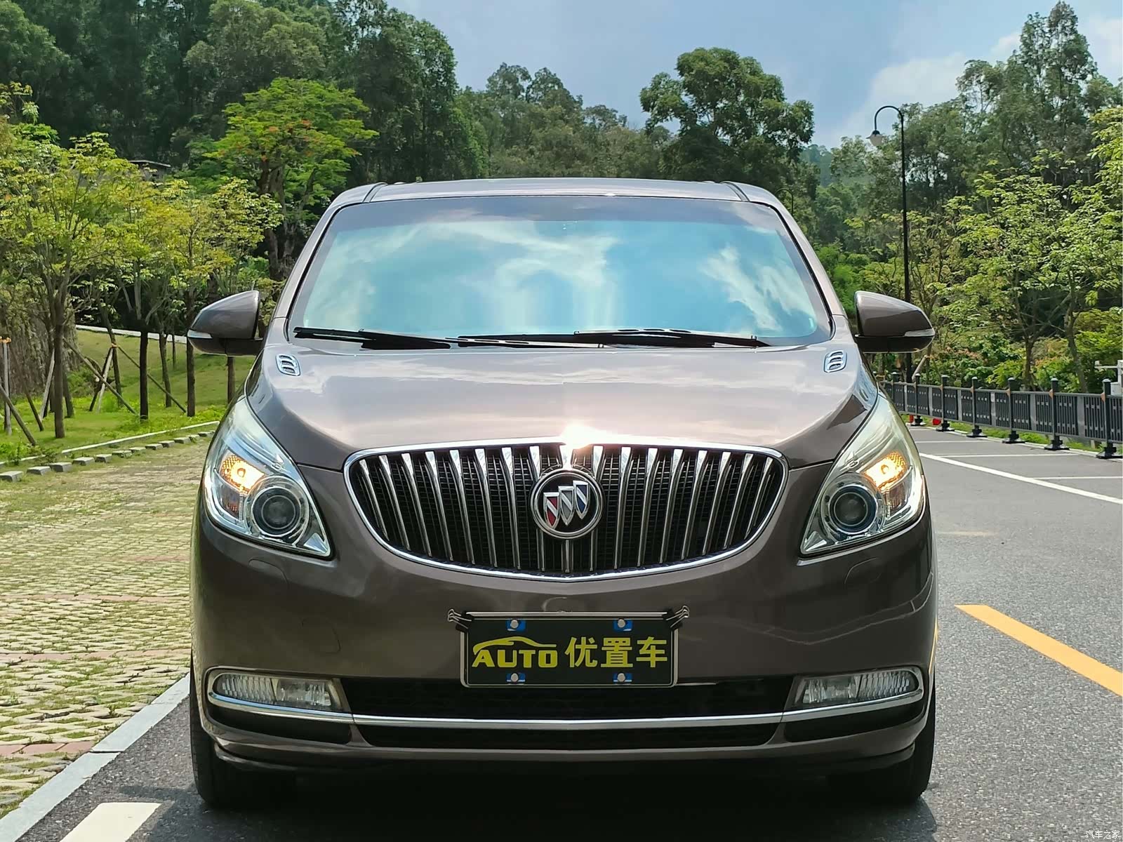 Buick GL8, 2015 2