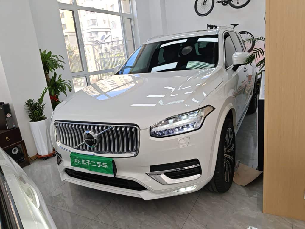 Volvo XC90 2021 B6 Luxury 7 мест